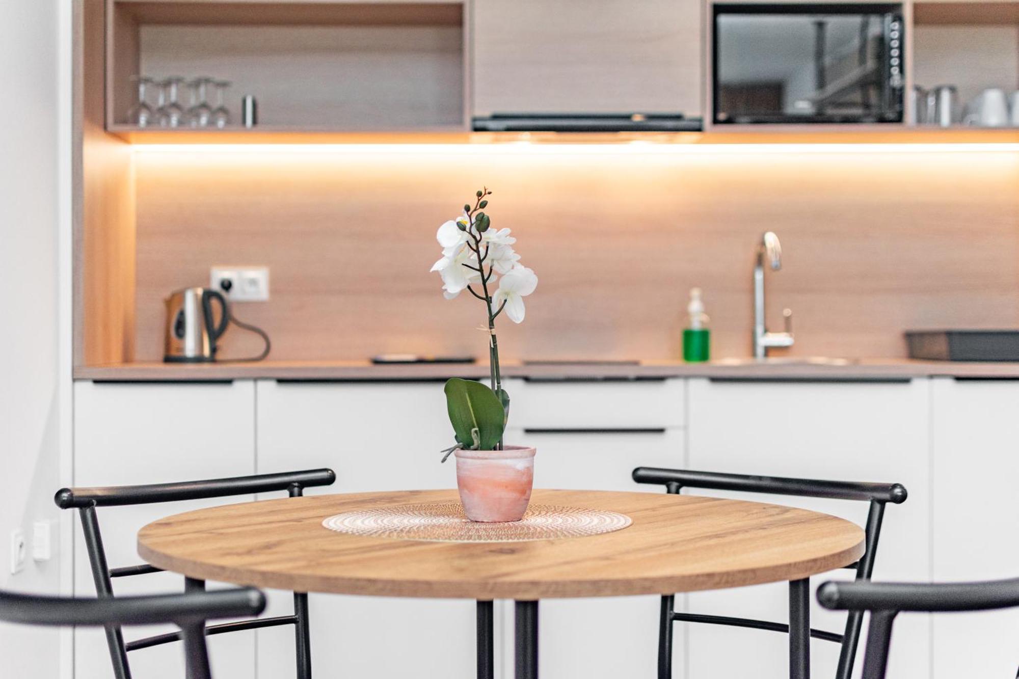 Zamoyskiego 37 By Homeprime Varšava Exteriér fotografie